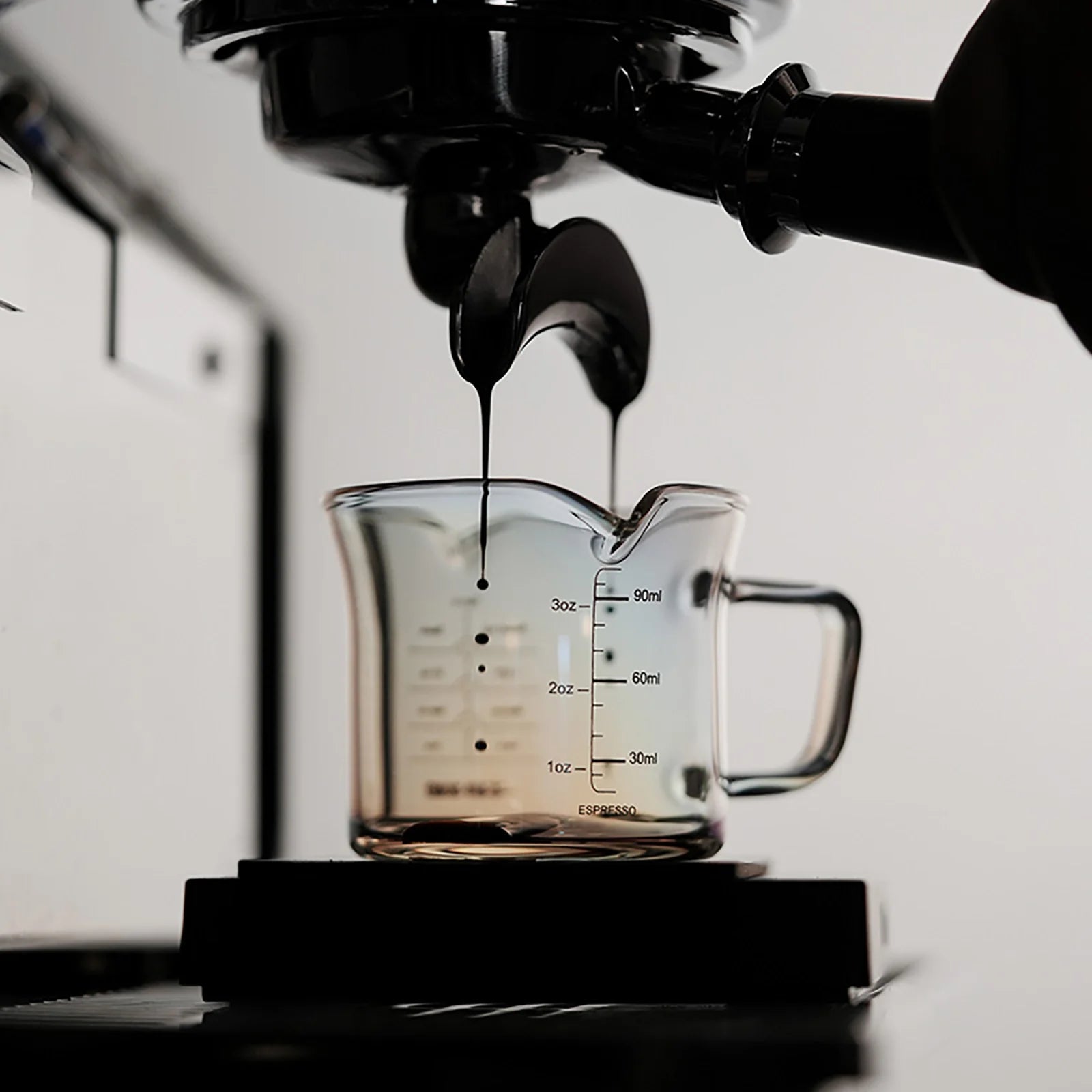 MHW-3BOMBER GLASS MEASURING - DOUBLE SPOUT - 120ML