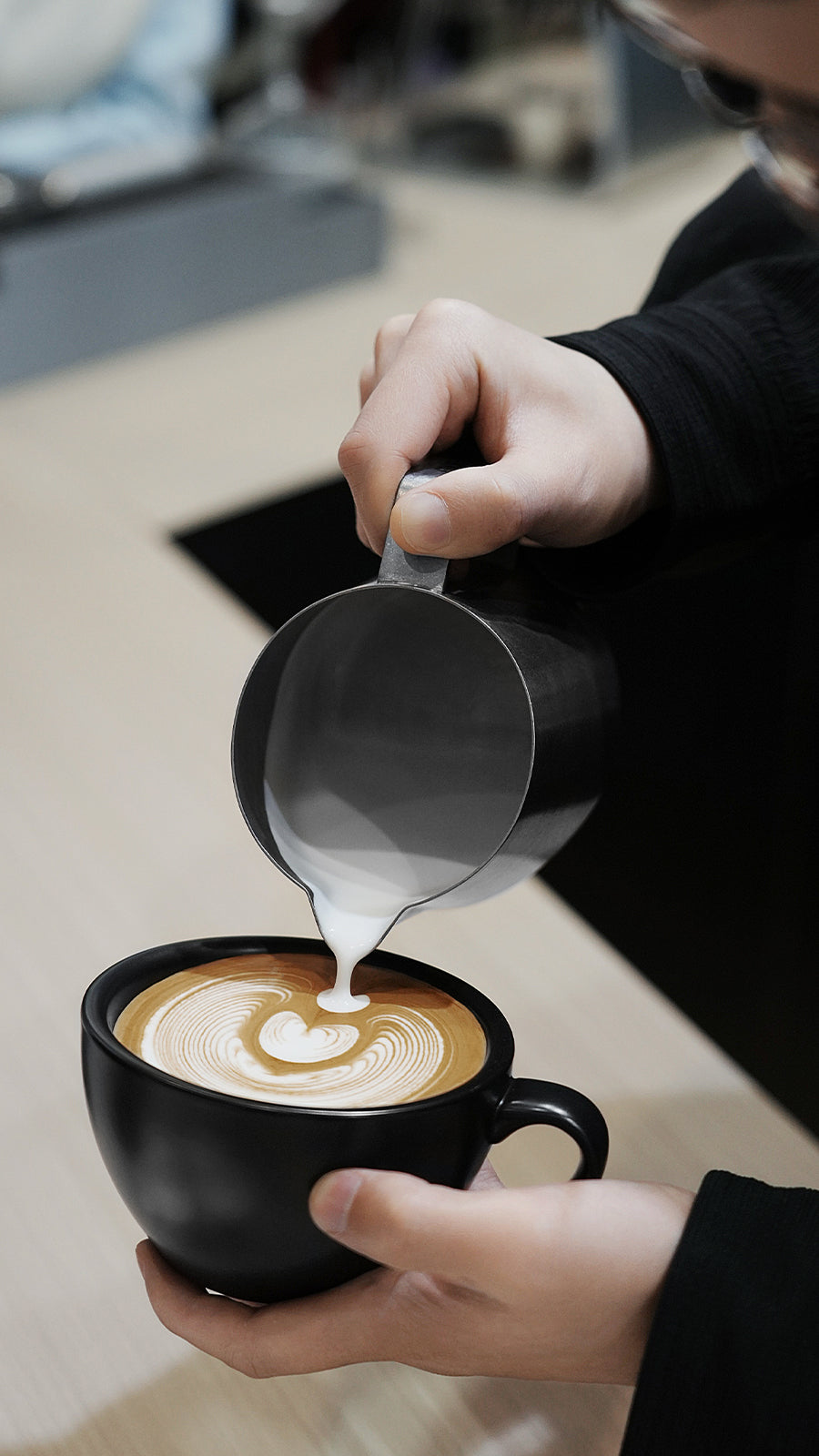 MHW-3BOMBER GT MILK PITCHER SILVER 600ML