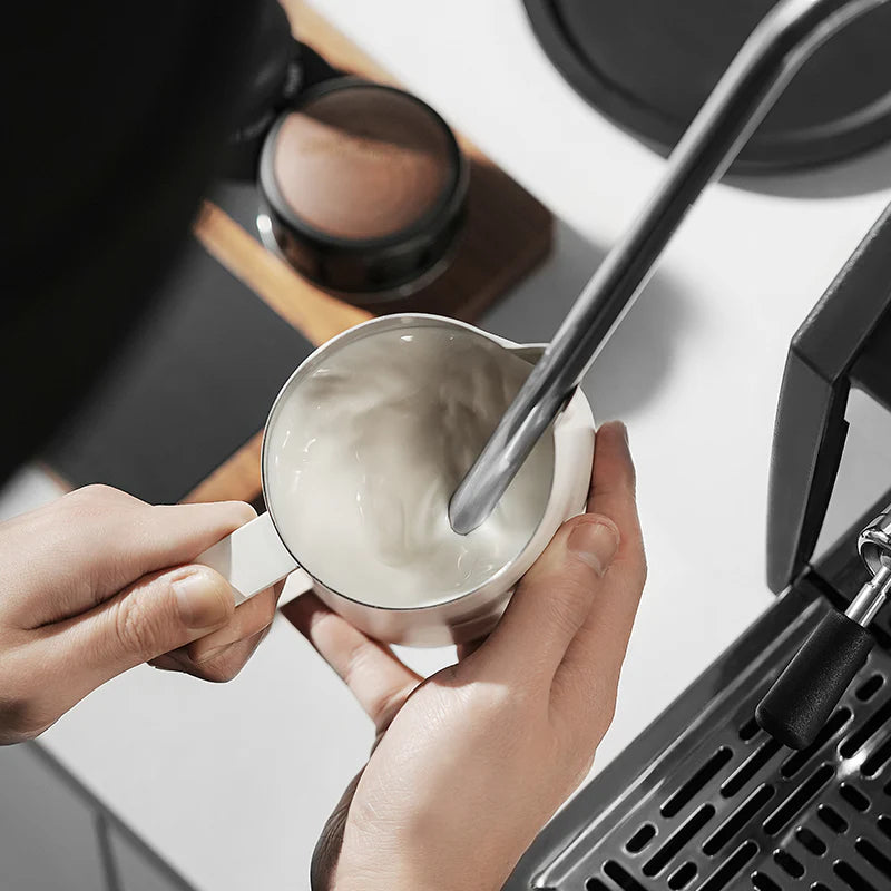 MHW-3BOMBER GT MILK PITCHER MATTE WHITE